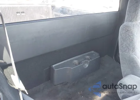 2002 GMC Sonoma из США, поврежденный, VIN 1GTCS19W328180759